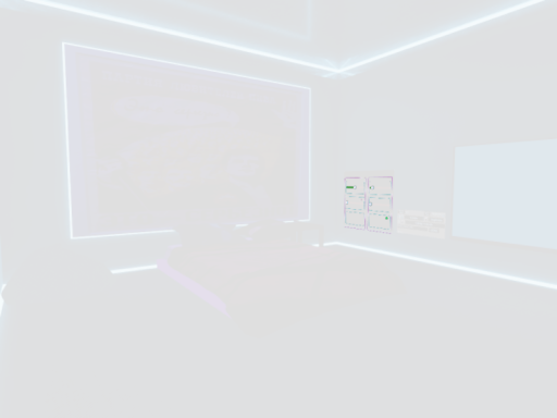 A room․․․ （RU）