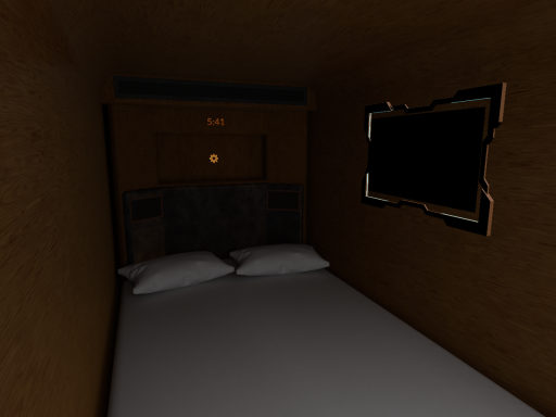 Just Capsule Hotel